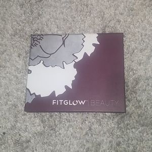 Fitglow cheek palette